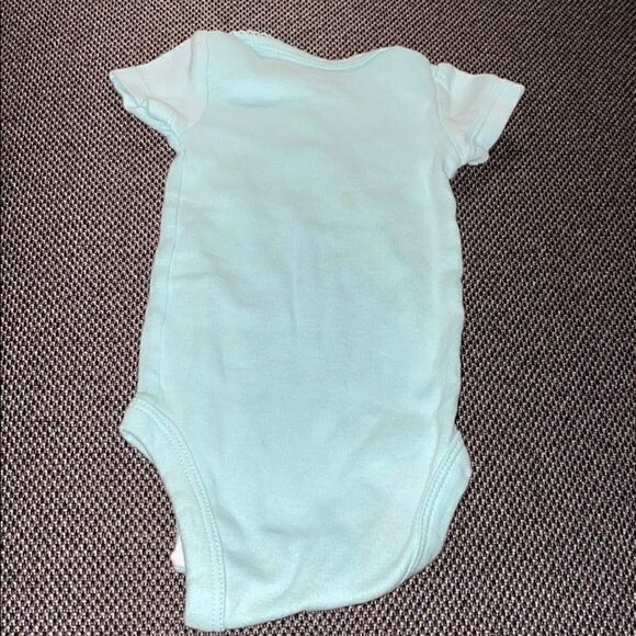 Carter onesie   - Picture 2 of 3